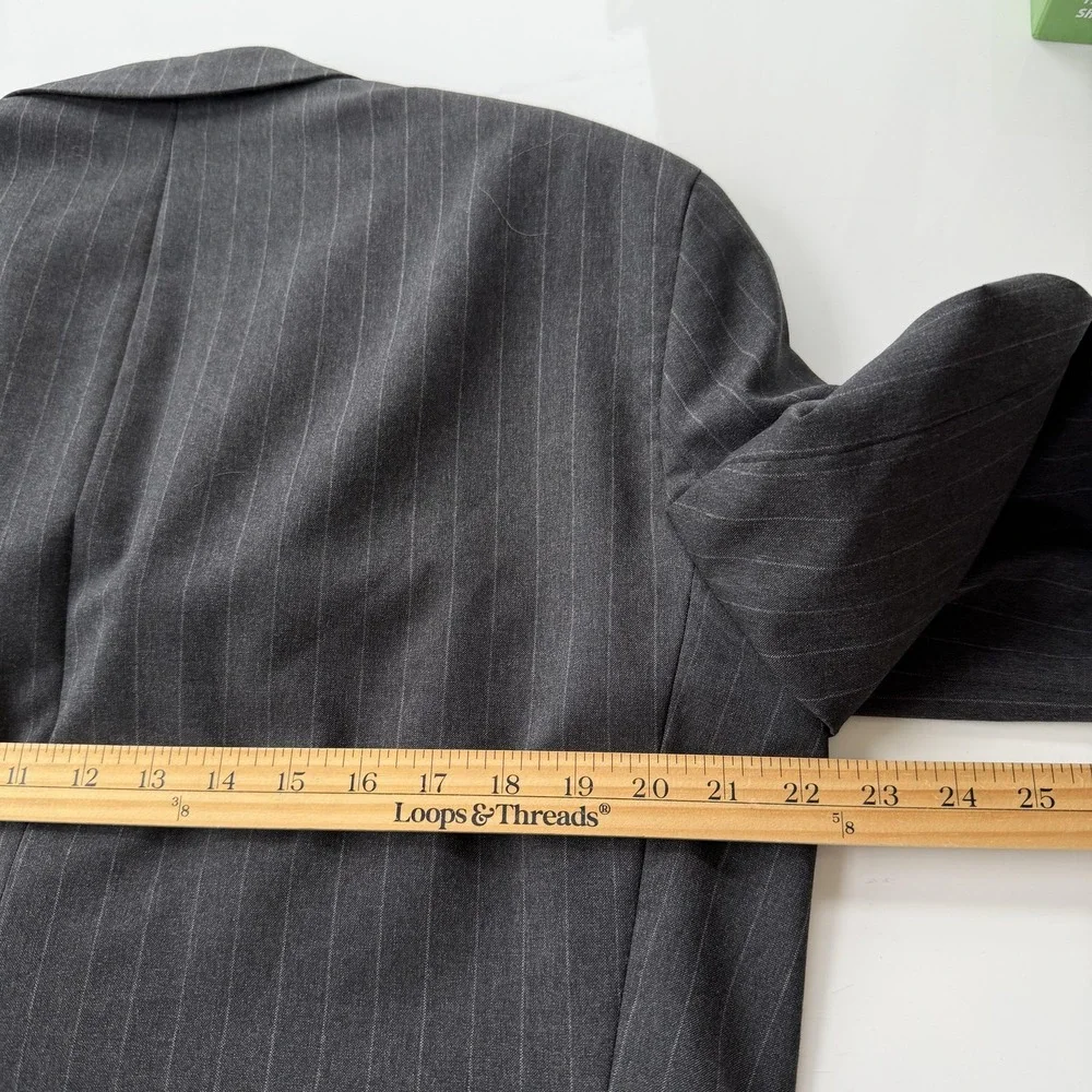 Polo University Club Ralph Lauren Suit Jacket Mens 41 Short Gray Pinstripe‎ Wool